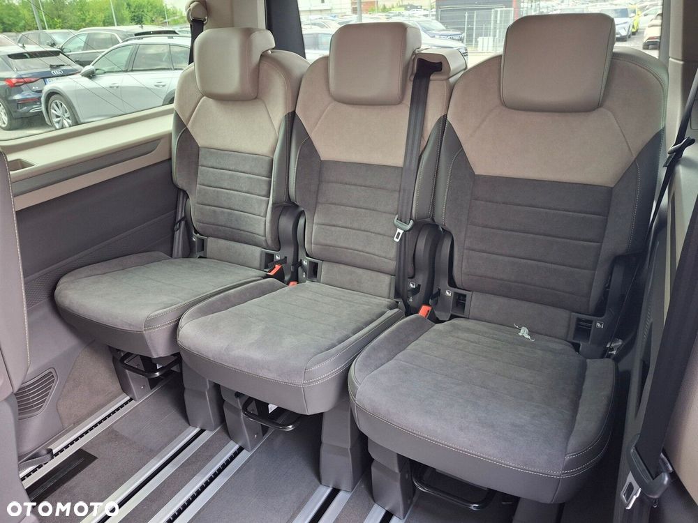 Volkswagen Multivan 2.0 TDI L2 Edition DSG - 34