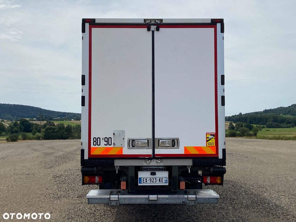 MAN TGM 18.290 | 2018 | Chłodnia 8,8 m | Carrier Supra 1150 Multitemp Silent | Automat | Winda | Drzwi boczne | 329 tys. km - 9