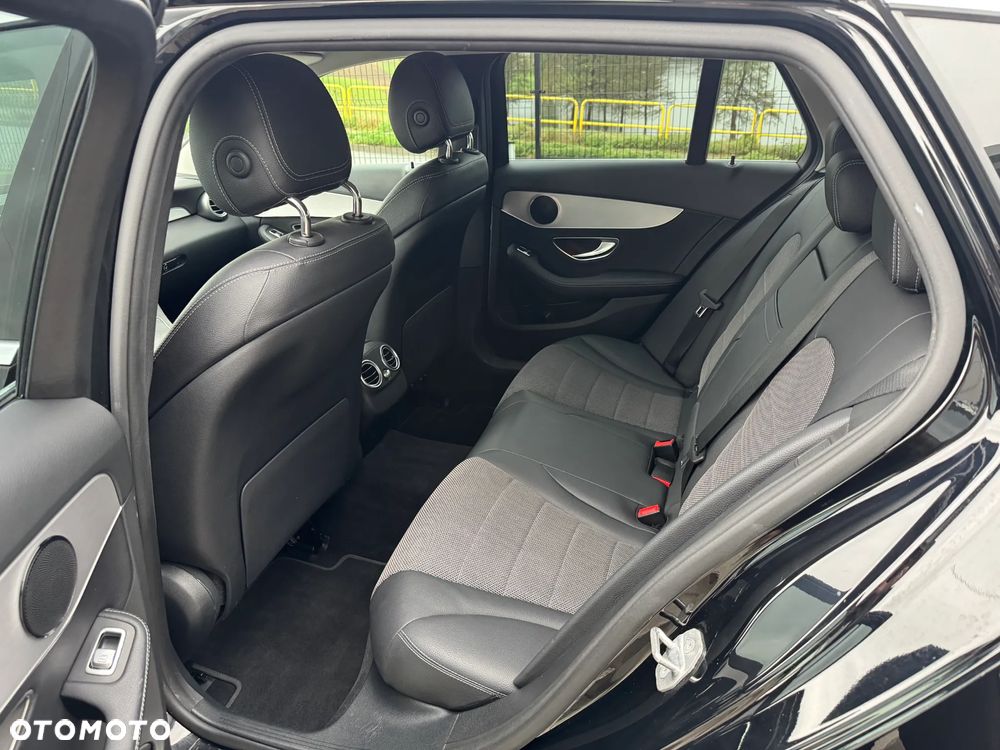 Mercedes-Benz Klasa C 220 d 9G-TRONIC Exclusive - 18