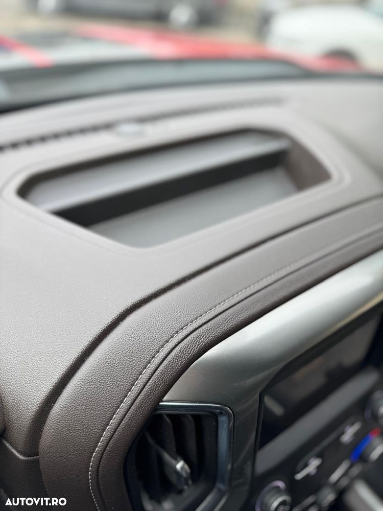 Chevrolet Silverado - 28