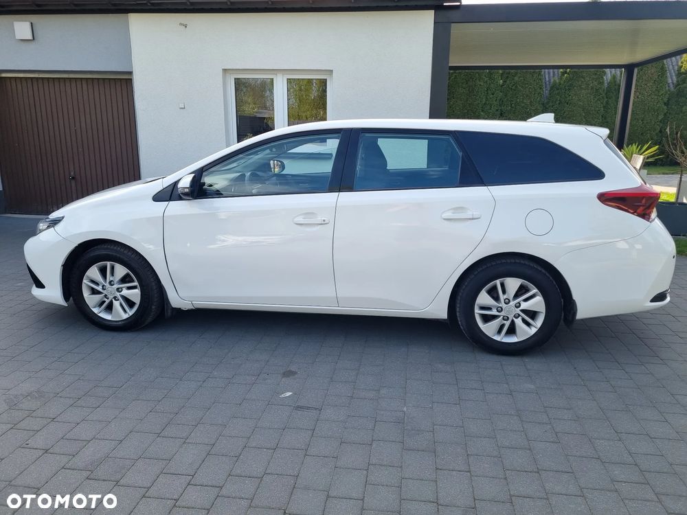 Toyota Auris Hybrid 135 Active - 2