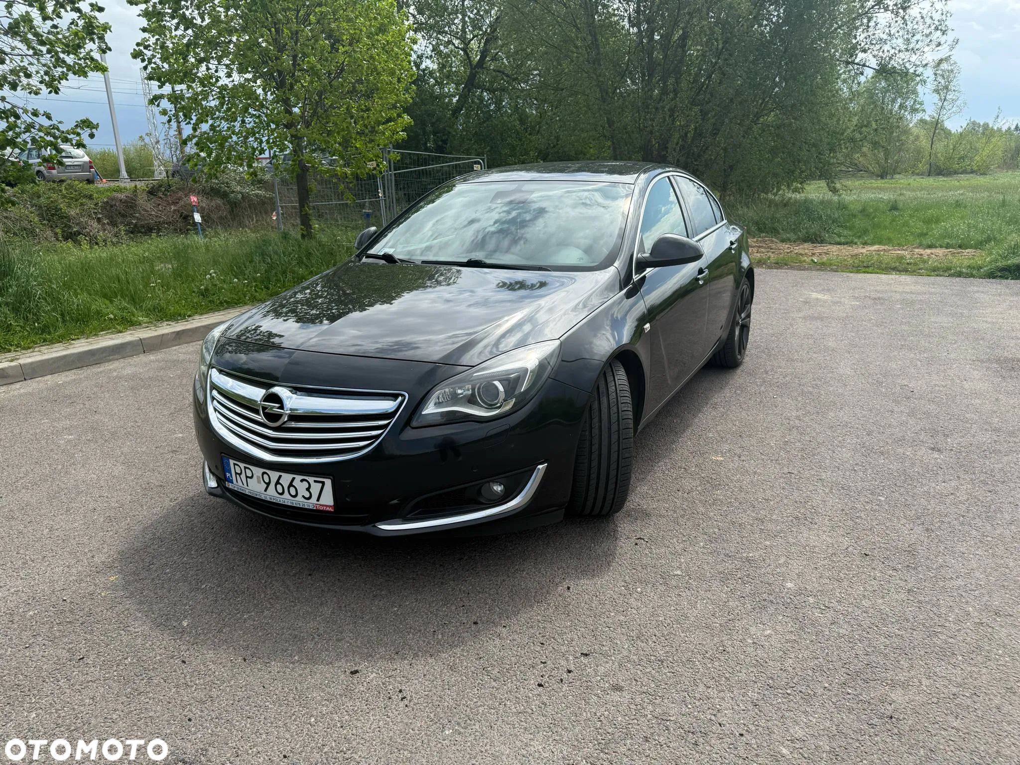Opel Insignia - 1