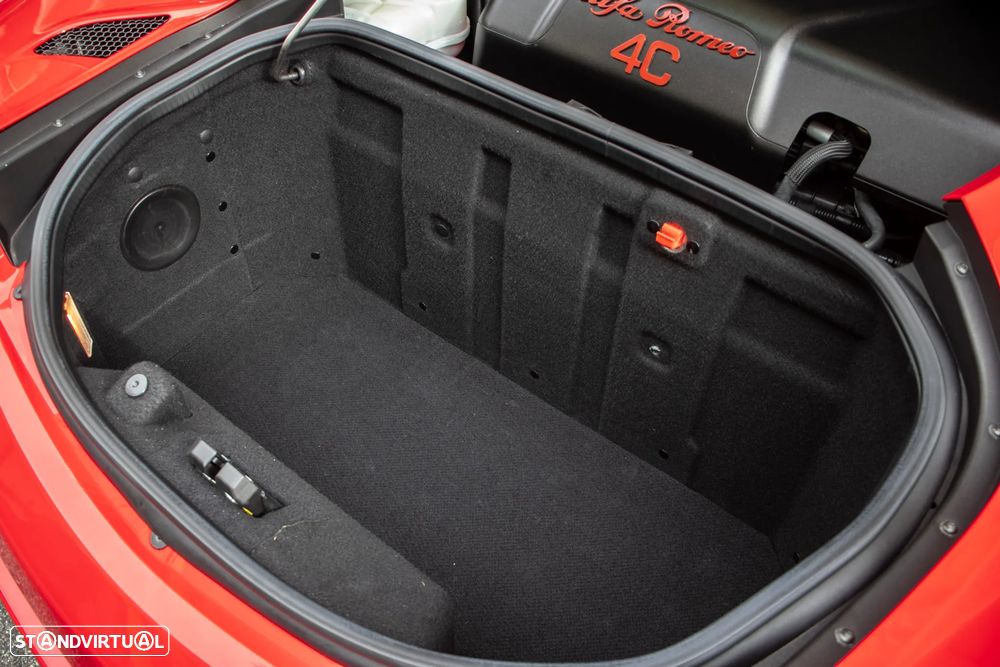 Alfa Romeo 4C 1750 TBi - 20