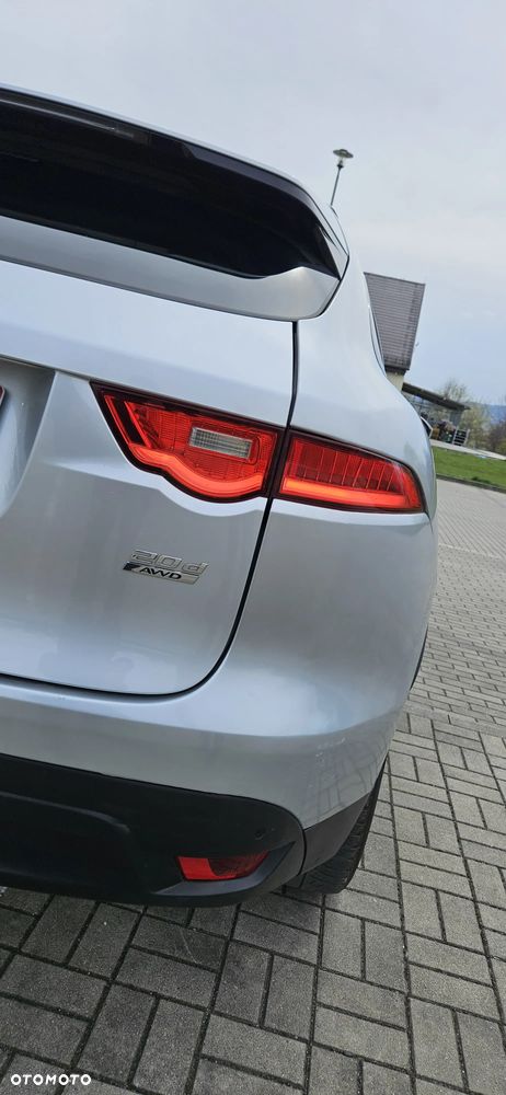 Jaguar F-Pace 20d AWD Prestige - 35