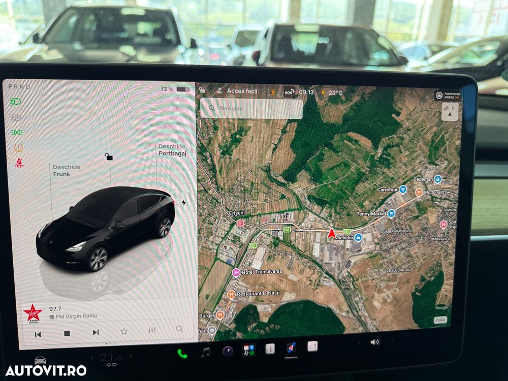 Tesla Model Y - 30
