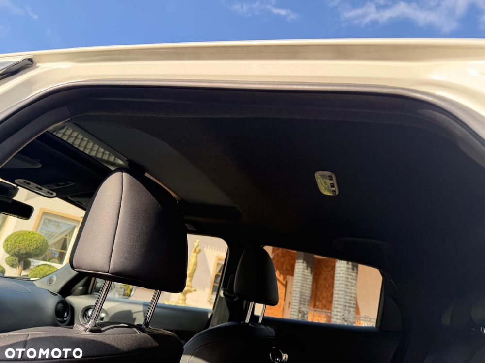 Nissan Juke 1.6 DIG-T N-Connecta - 15