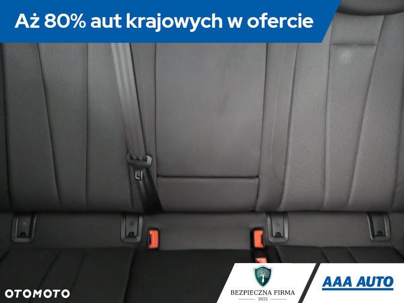 Audi A4 Limousine - 11