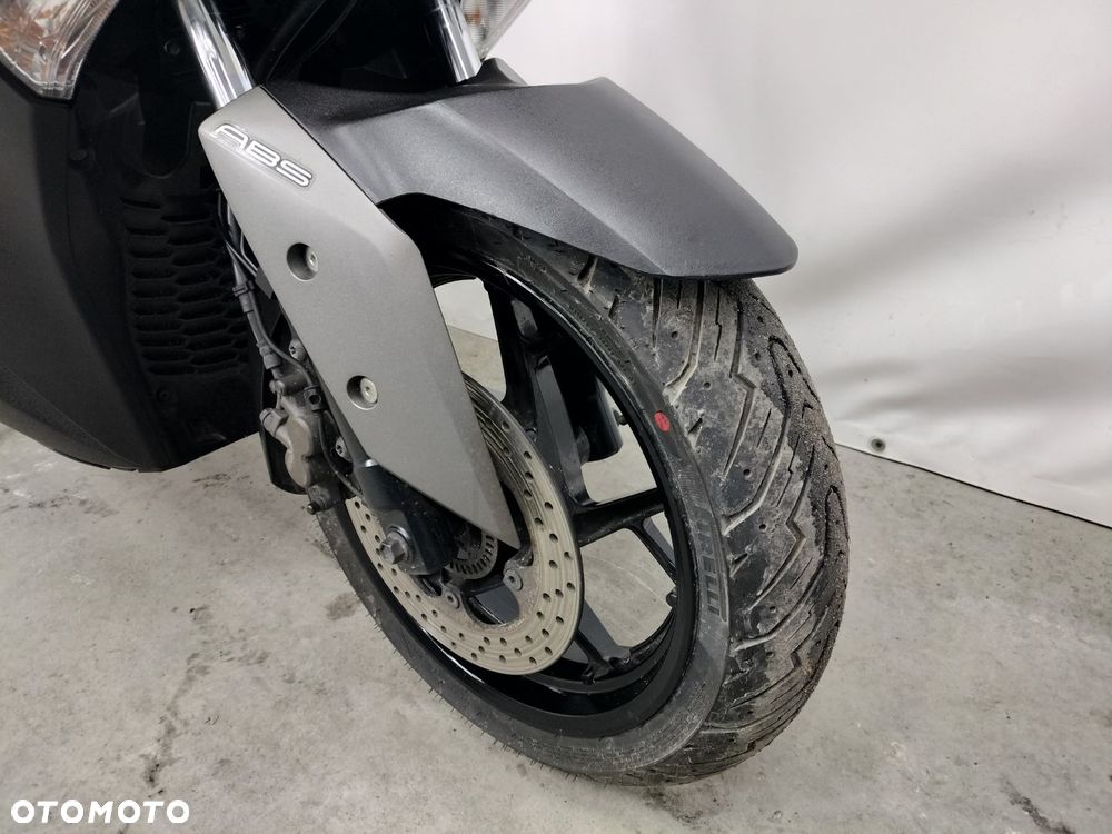 Yamaha X-max - 3