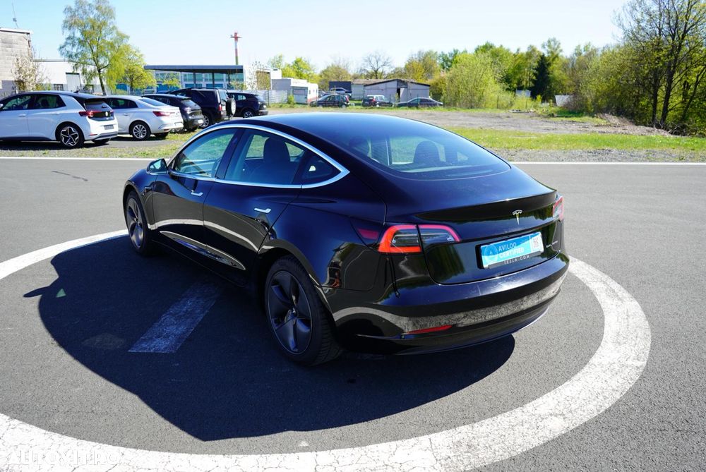 Tesla Model 3 Langstreckenbatterie Allradantrieb Dual Motor - 4