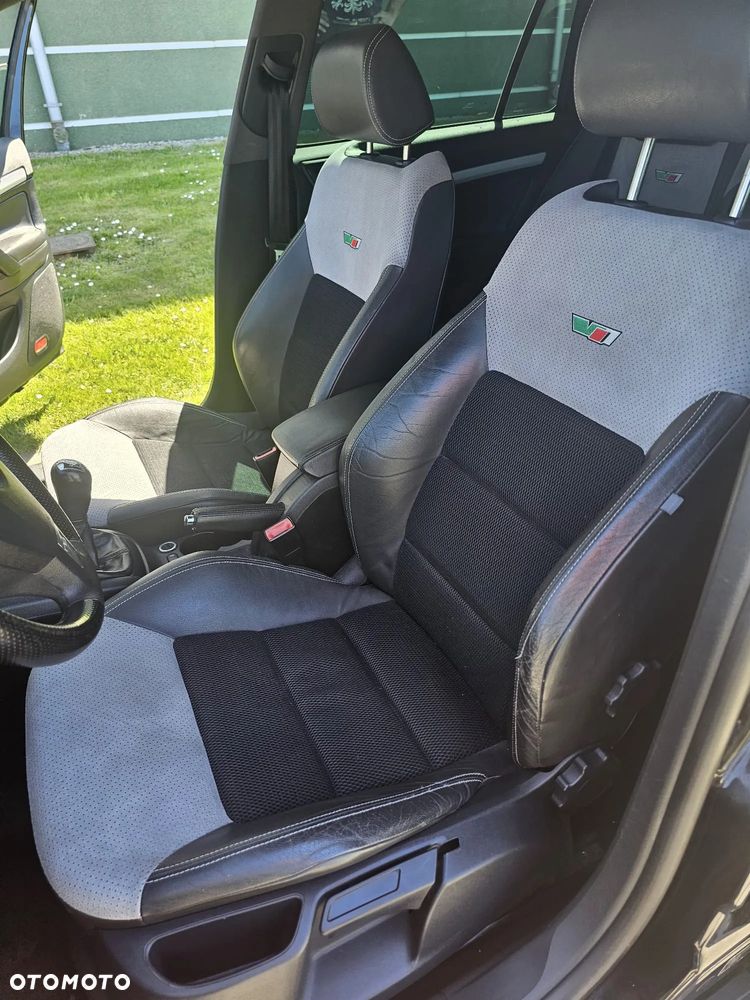 Skoda Octavia 2.0 TDI DPF RS - 18