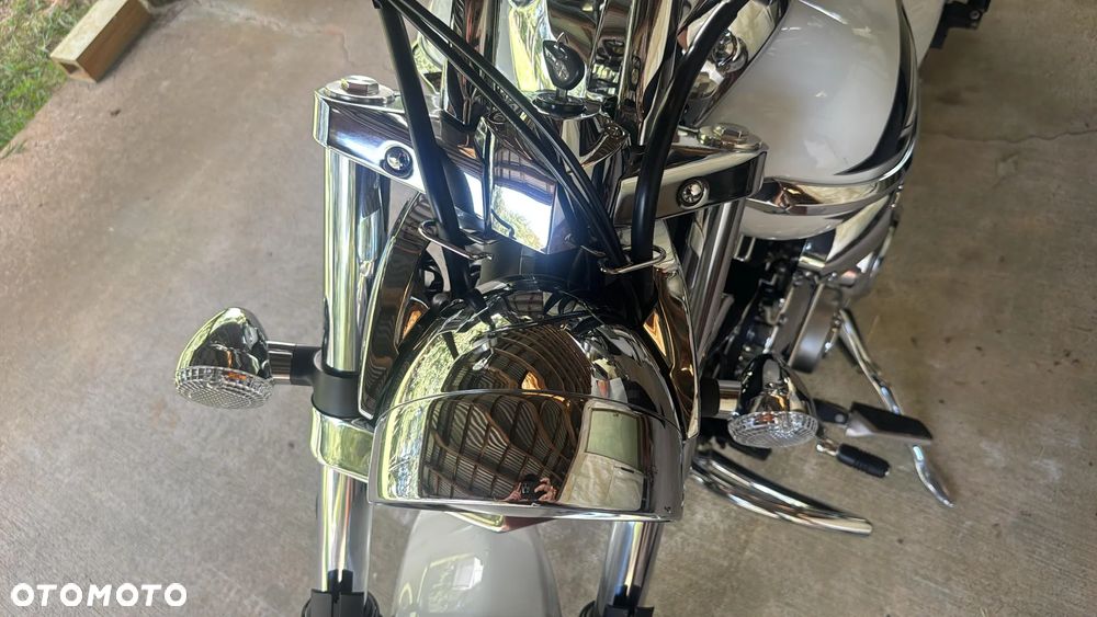 Yamaha Raider - 10