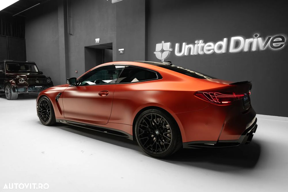 BMW M4 Competition M xDrive AT - 11