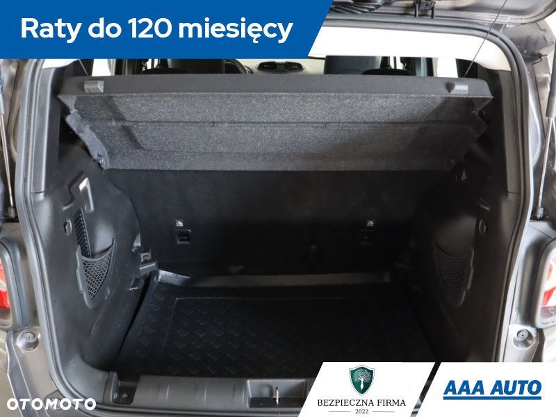 Jeep Renegade - 16