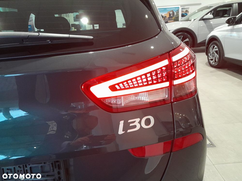 Hyundai i30 1.5 T-GDI 48V Smart DCT - 13