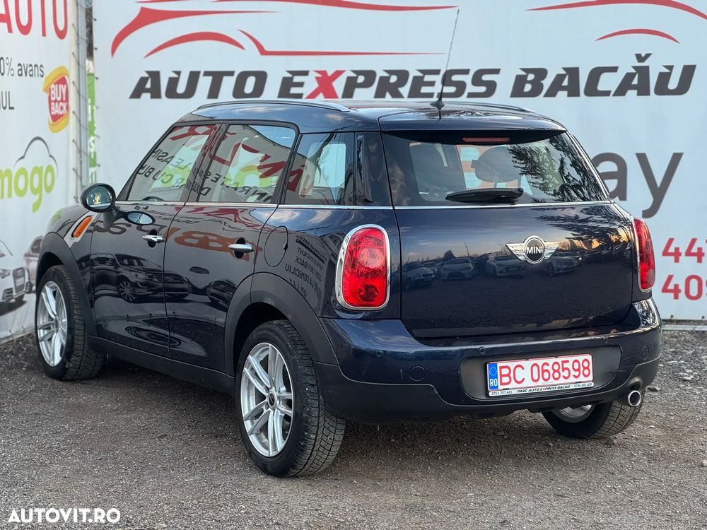 Mini Countryman One D - 3