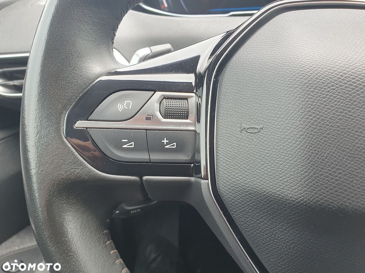 Peugeot 5008 1.5 BlueHDi Active Pack S&S EAT8 - 12