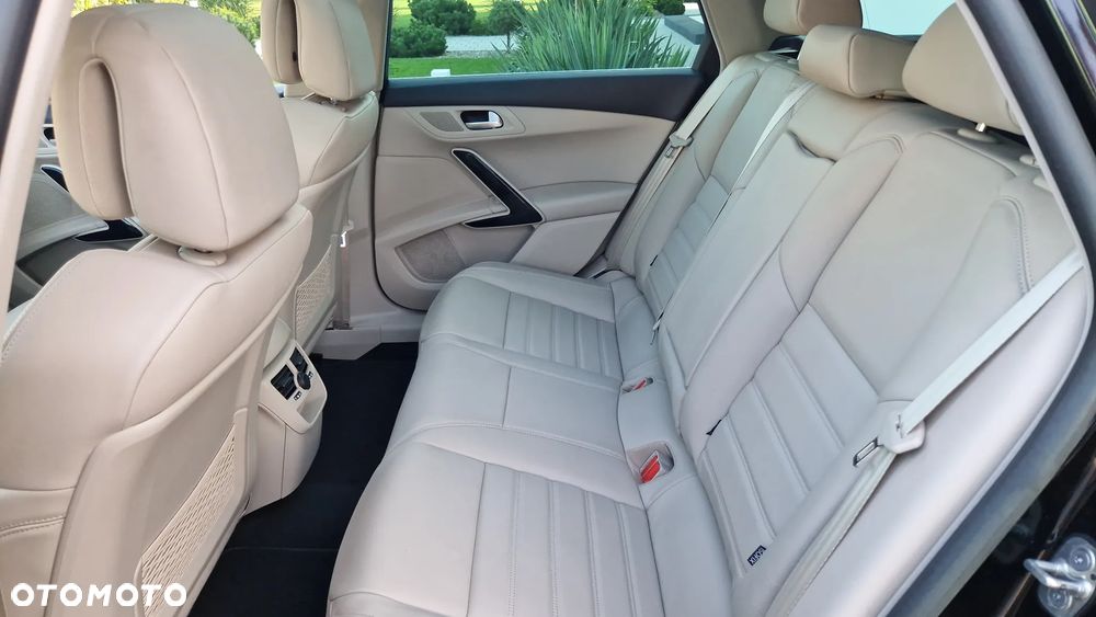Peugeot 508 SW BlueHDi FAP 180 Automatik Stop&Start Allure - 17