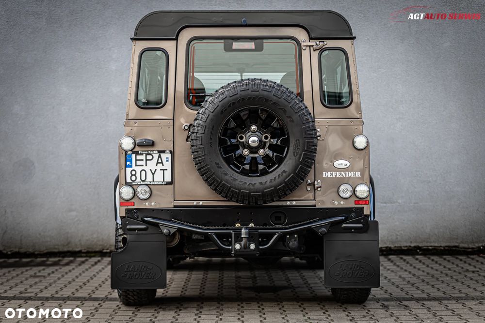 Land Rover Defender 90 2.4 TD4 SE - 18