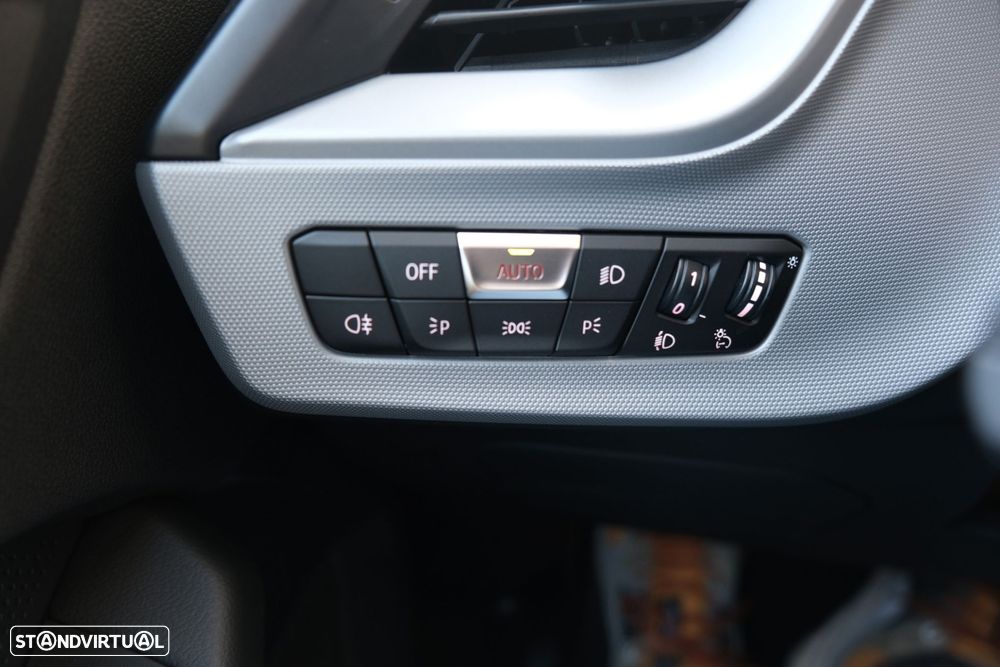 BMW 116 d Advantage Auto - 29