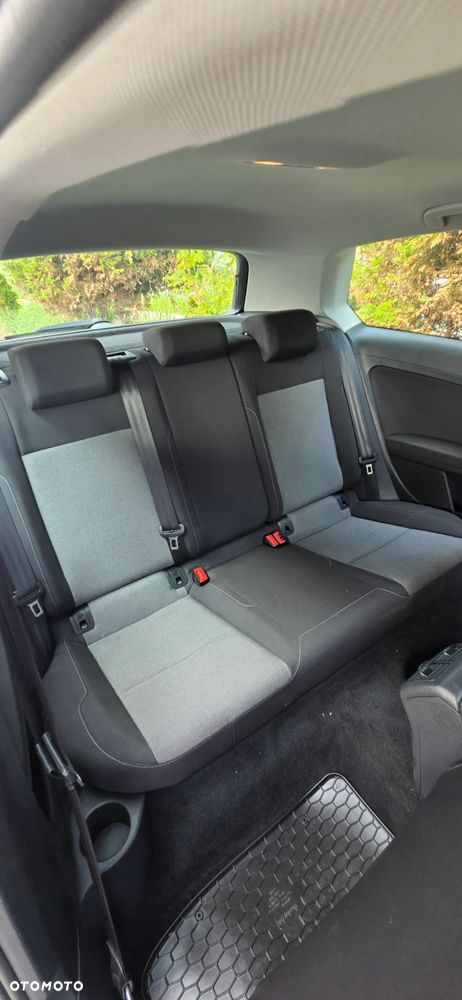 Volkswagen Golf 1.6 TDI BMT Highline - 32