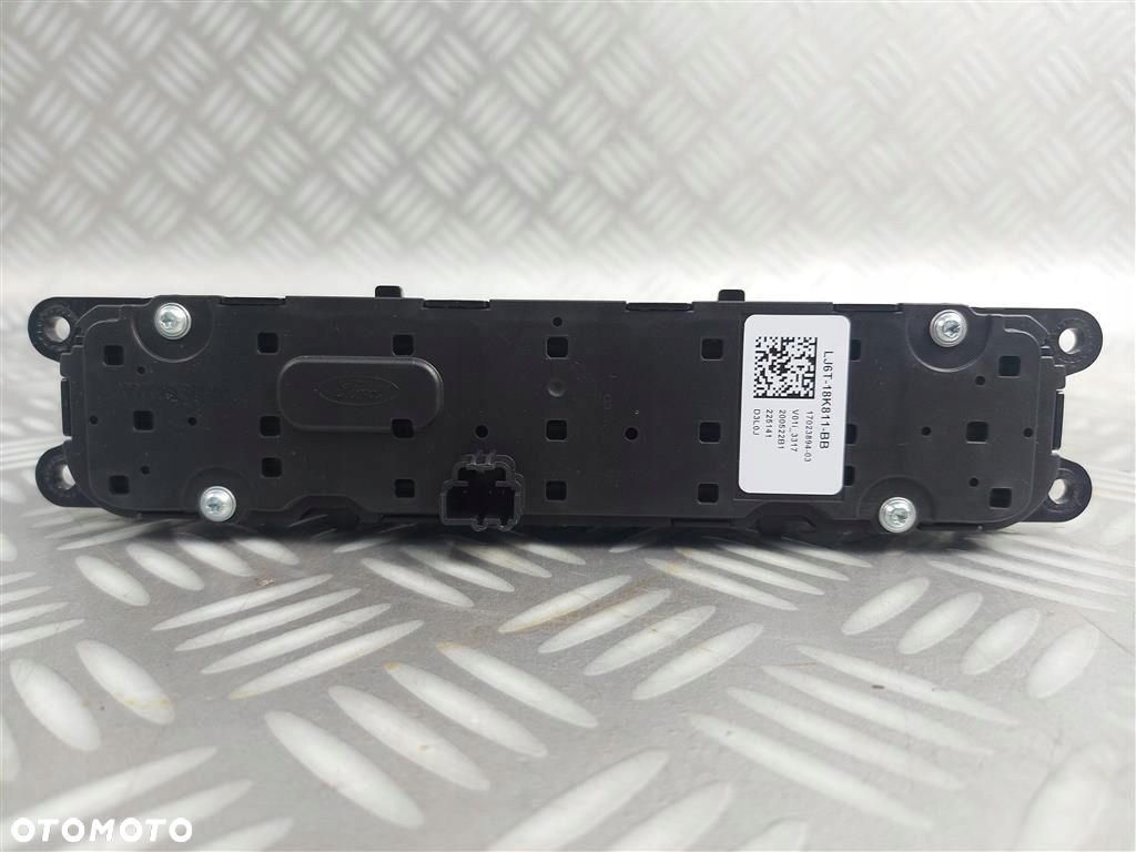 Panel sterowania AUDIO Ford Kuga III MK3 LJ6T18K811BB LJ6T-18K811-BB - 2
