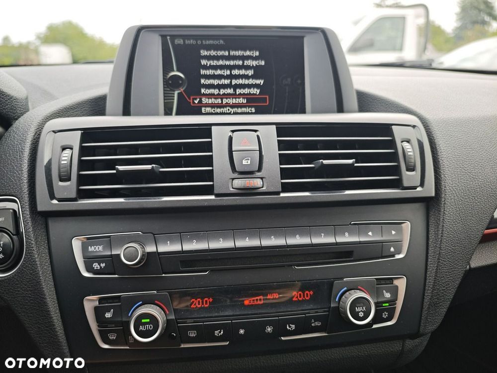 BMW Seria 1 - 22