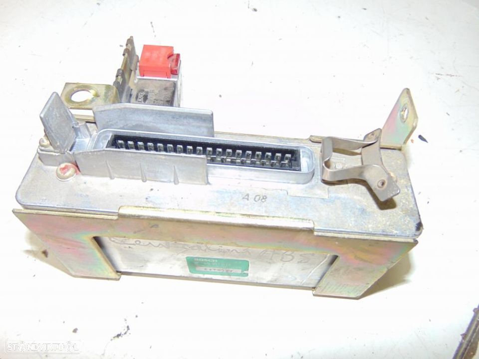 Volvo 780 Turbo coupê Bertone aparelho comando ABS - 7