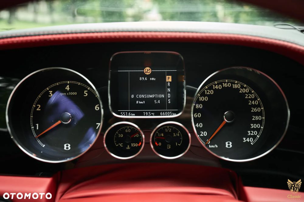 Bentley Continental GT Standard - 33