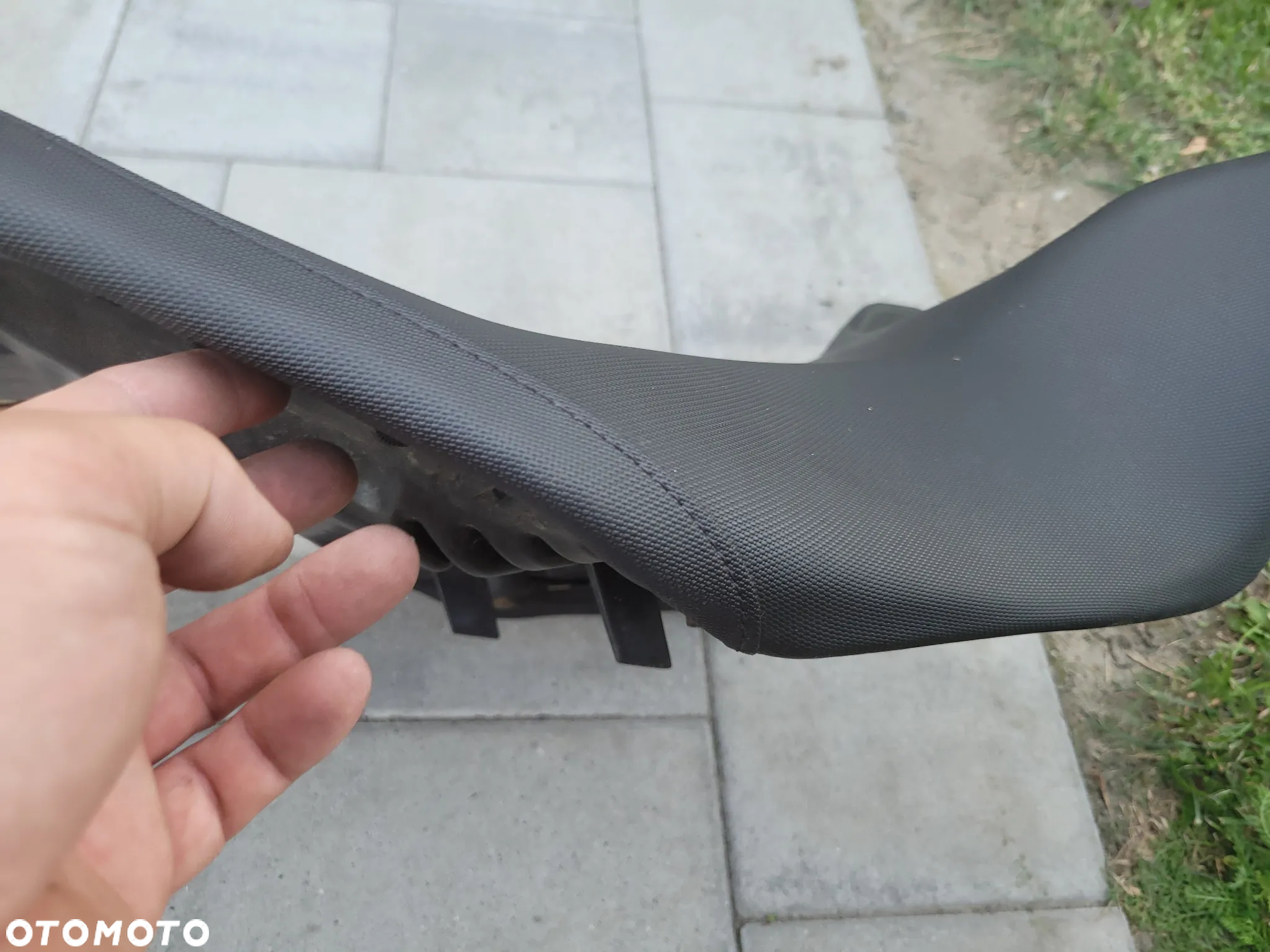 Siedzenie, fotel, kanapa Triumph Speed Triple 1050 - 18