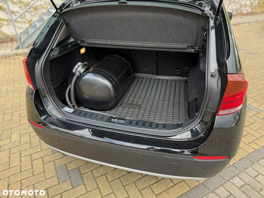 BMW X1 sDrive18i Sport Line - 26