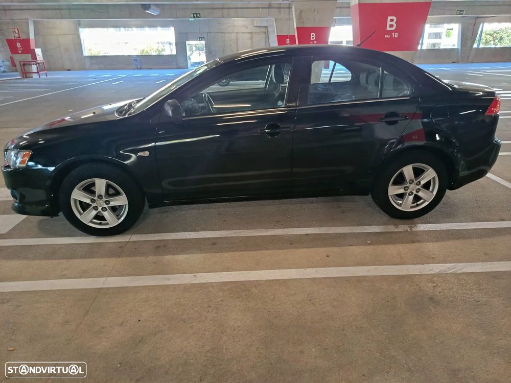 Mitsubishi Lancer 1.5 Invite - 5