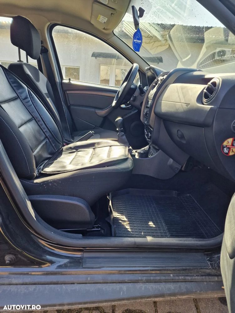Dacia Duster 1.5 dCi 4WD Comfort - 9