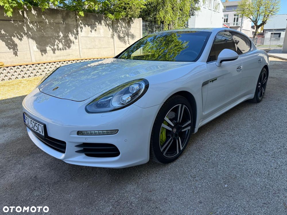 Porsche Panamera 4 Executive - 1