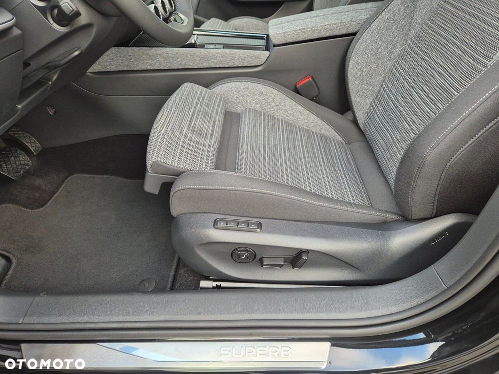 Skoda Superb 2.0 TSI Edition 130 DSG - 16