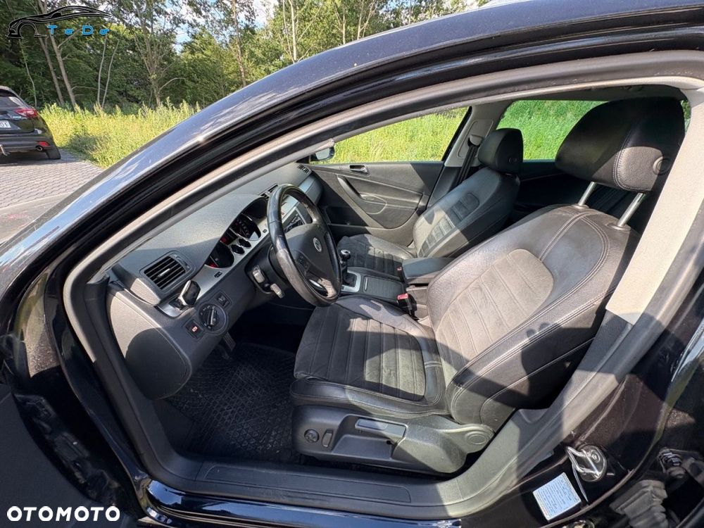 Volkswagen Passat Variant 2.0 TDI DPF 4Mot Highline - 20