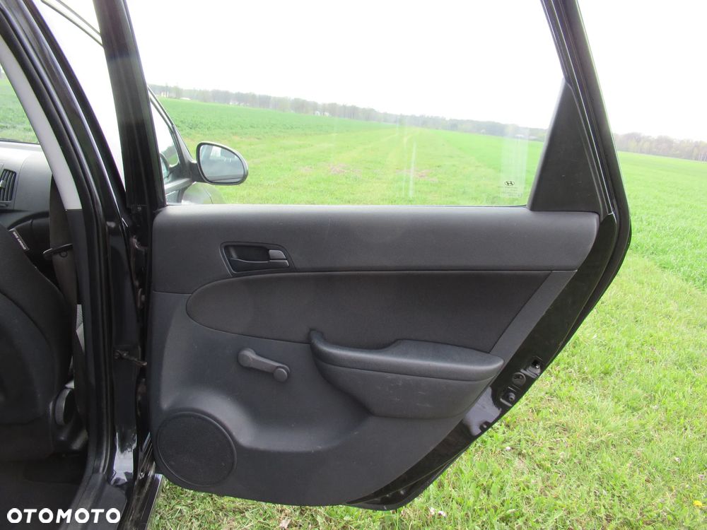 Hyundai i30 i30cw 1.6 CRDi Classic - 26