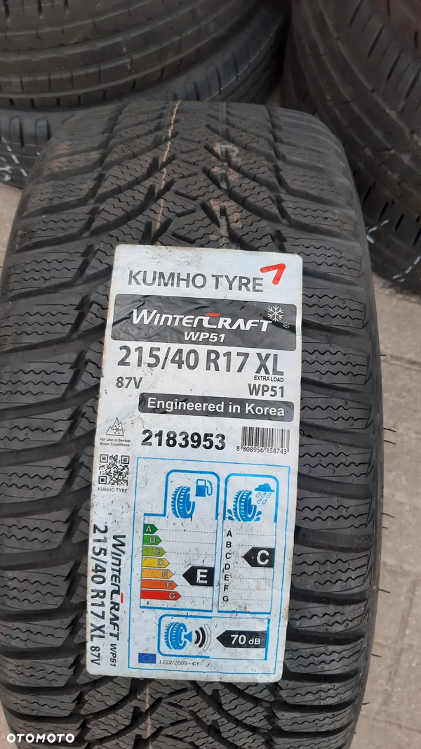 Kumho WinterCraft WP51 215/40R17 87 V przyczepność na śniegu (3PMSF), rant ochronny, wzmocnienie (XL)