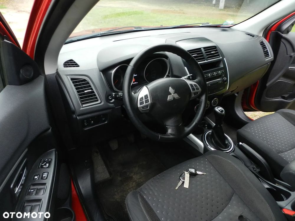 Mitsubishi ASX - 17