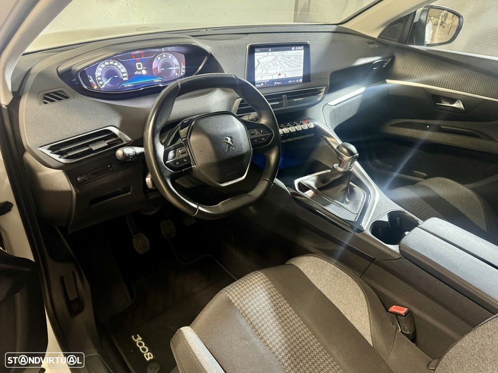 Peugeot 3008 1.2 PureTech Active Pack - 33
