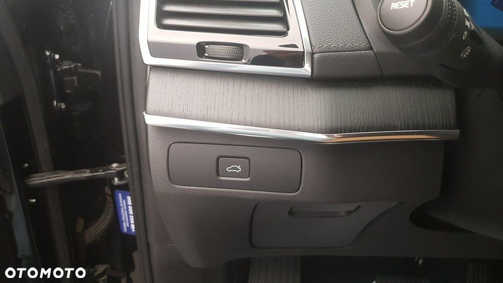 Volvo XC 90 - 21
