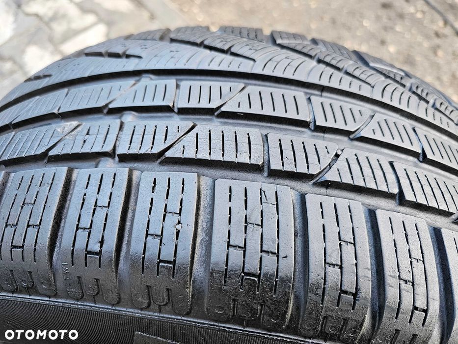 Zima Pirelli 225/55 R17 6mm - 3