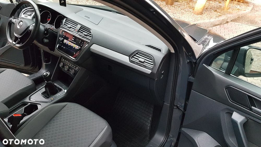 Volkswagen Tiguan 1.5 TSI EVO Comfortline - 29