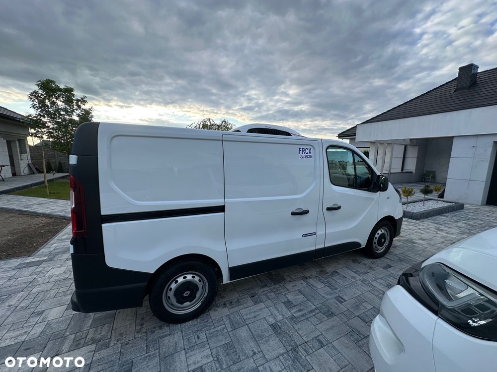 Renault Trafic - 23