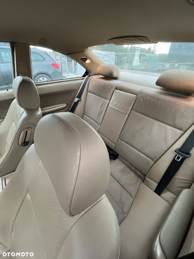 BMW Seria 3 320 CI - 12