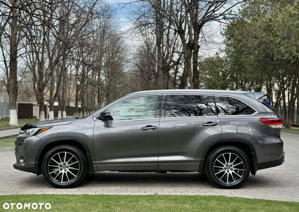 Toyota Highlander 2018 photo 4