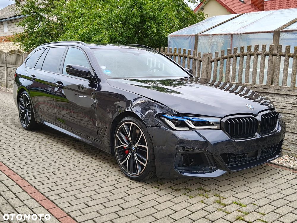 BMW Seria 5 540i xDrive M Sport Edition - 1
