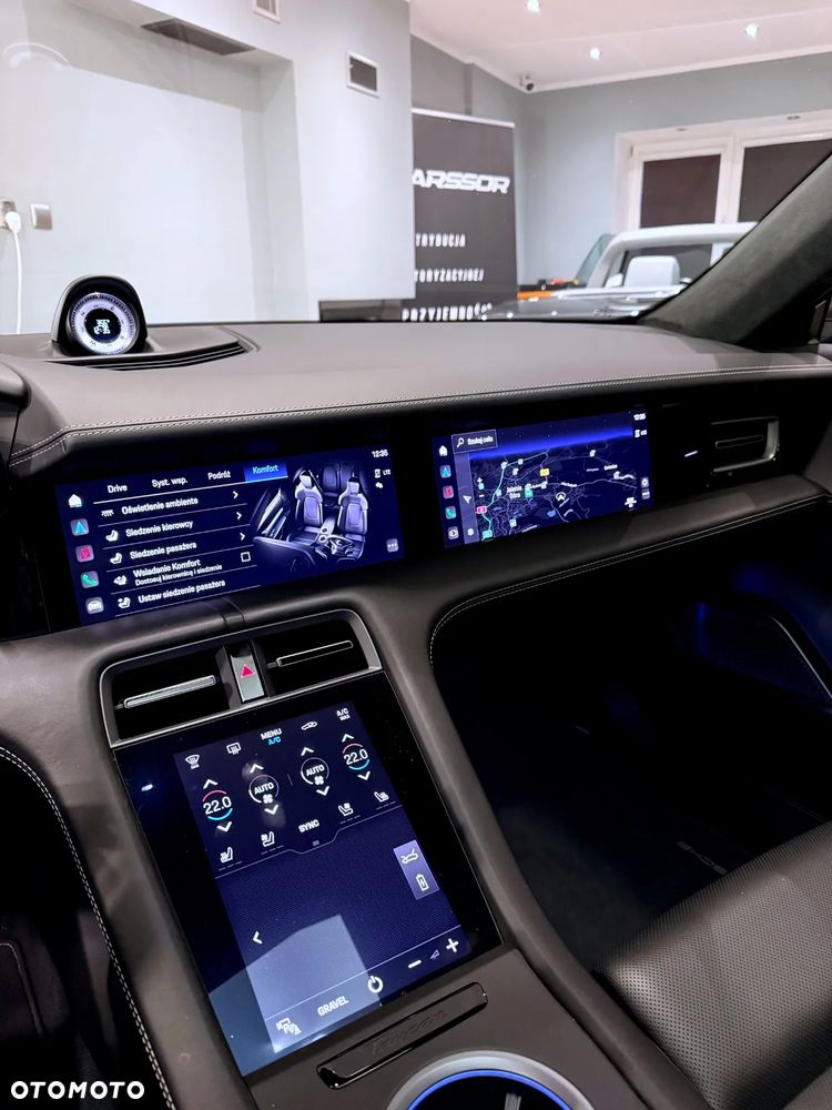 Porsche Taycan - 25