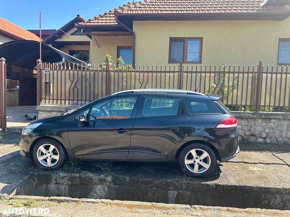 Renault Clio - 2