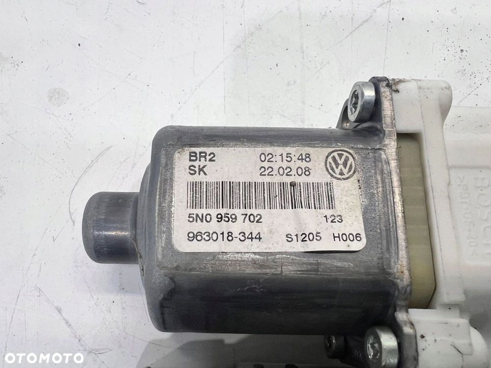 SILNICZEK SZYBY PRAWY PRZÓD VW TIGUAN 5N0959702 - 1
