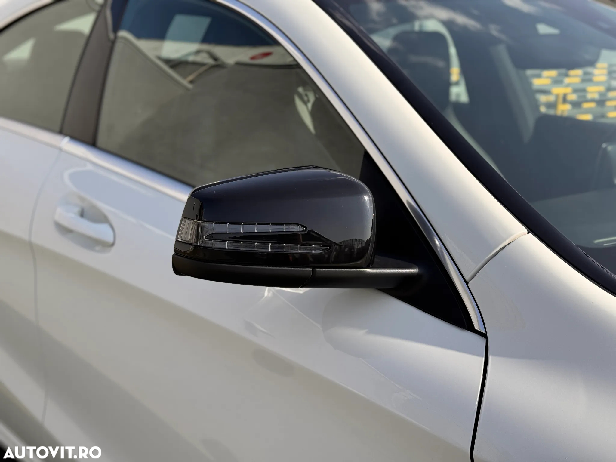 Mercedes-Benz CLA - 12